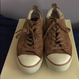 Ugg shoes ✨Final price!